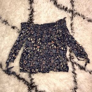 ❤️ off the shoulder top